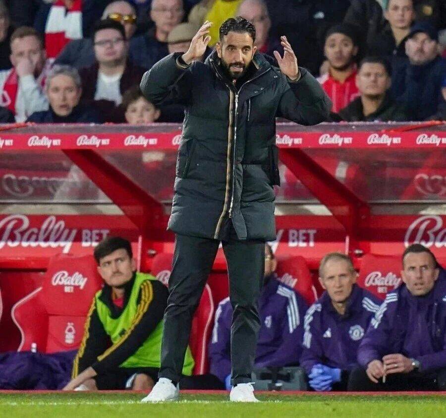 曼联球迷集体请愿,要求立即签下这位意甲铁卫!他已点赞转会传闻!